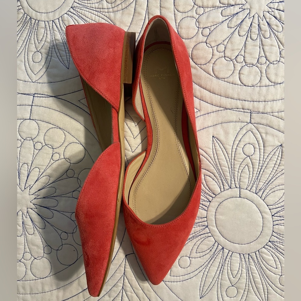 Marc Fisher Suede Sunny Flats, size 8.5
